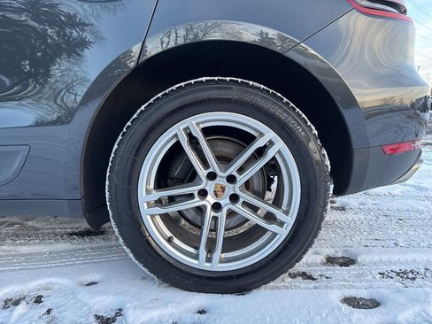 Used 2018 Porsche Macan image 34