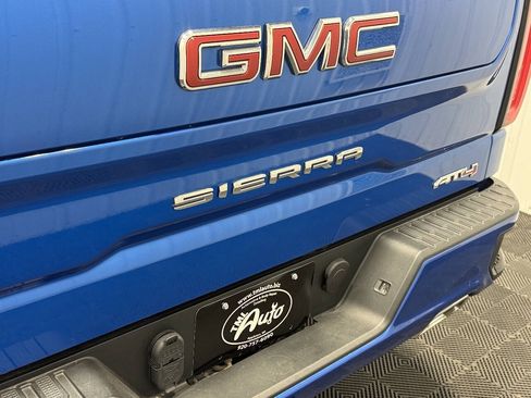 Used 2022 GMC Sierra 1500 AT4 w/ AT4 Preferred Package AWD/4WD image 5