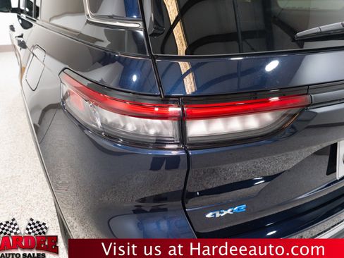 Used 2023 Jeep Grand Cherokee 4WD 4xe image 9