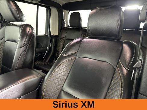 Used 2021 Jeep Gladiator Overland image 11