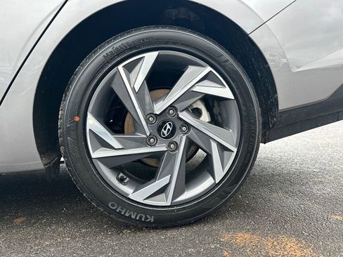 New 2025 Hyundai Elantra Sport image 19