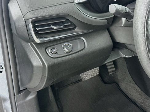 Used 2026 Buick Envista Preferred FWD image 16