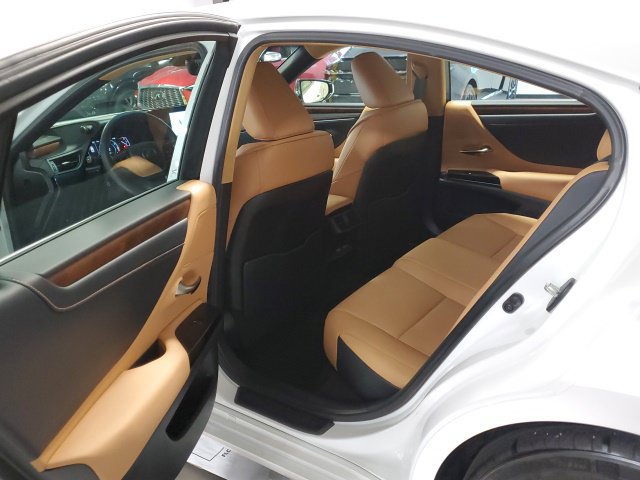 Certified 2023 Lexus ES 350 w/ Premium Package FWD image 22