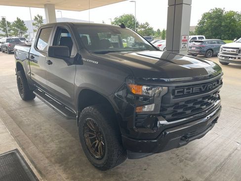 Used 2023 Chevrolet Silverado 1500 Custom AWD/4WD image 3
