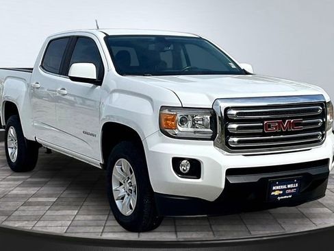 Used 2018 GMC Canyon SLE w/ Trailering Package RWD image 4