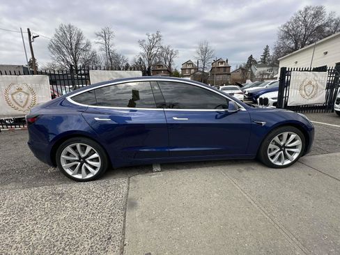 Used 2019 Tesla Model 3 Long Range AWD/4WD image 2