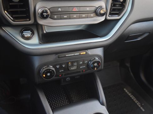 Used 2024 Ford Bronco Sport Badlands image 13