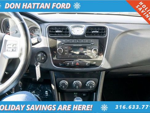 Used 2013 Chrysler 200 Limited image 8