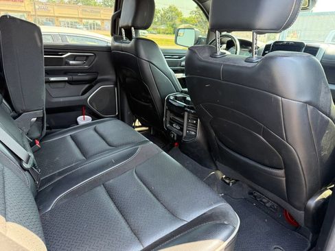 Used 2020 RAM 1500 Laramie w/ Sport Appearance Package AWD/4WD image 11
