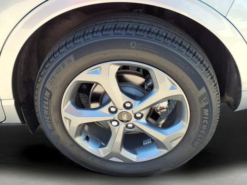 Used 2023 Ford Escape ST-Line w/ Tech Pack #1 AWD/4WD image 7