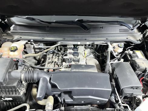 Used 2022 Chevrolet Colorado LT w/ Fleet Safety Package image 12