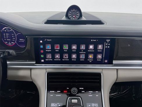 Certified 2023 Porsche Panamera 4S image 22