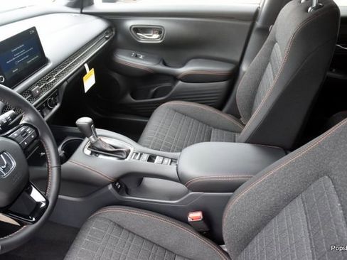 New 2026 Honda HR-V Sport image 7