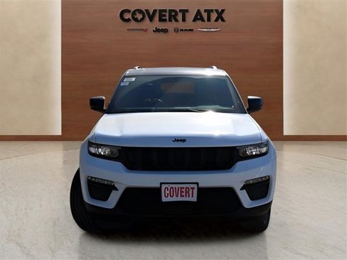 New 2025 Jeep Grand Cherokee Limited image 8