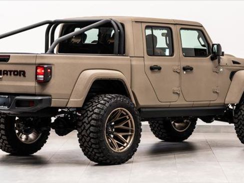 Used 2026 Jeep Gladiator Sport AWD/4WD image 8