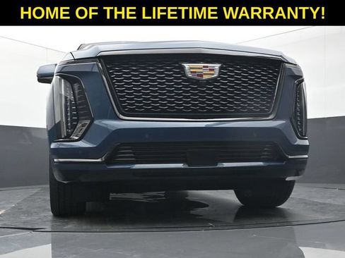 Used 2025 Cadillac Escalade Sport Platinum w/ LPO, Floor Liner Package AWD/4WD image 75
