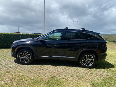Certified 2025 Hyundai Tucson Limited AWD/4WD image 22