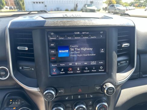 Used 2021 RAM 1500 Big Horn image 13