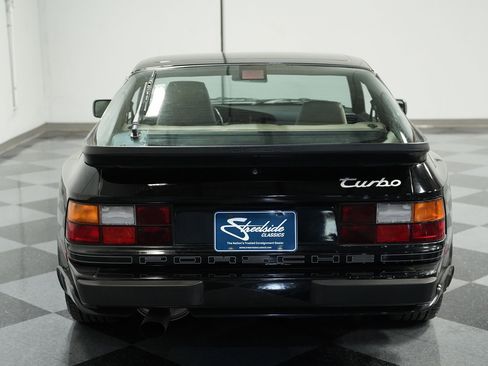 Used 1986 Porsche 944 Turbo image 9