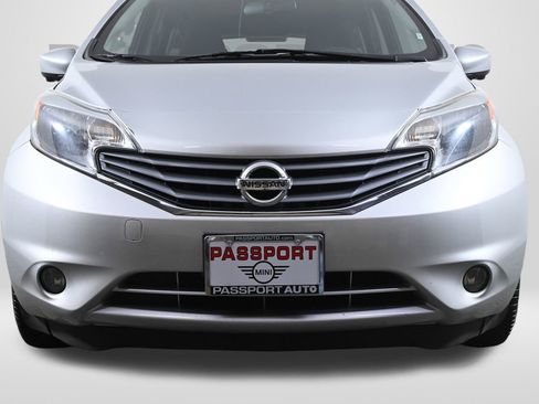 Used 2015 Nissan Versa Note SV image 2