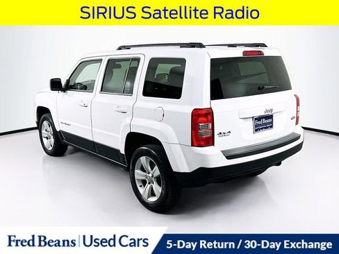 Used 2014 Jeep Patriot Latitude AWD/4WD image 7
