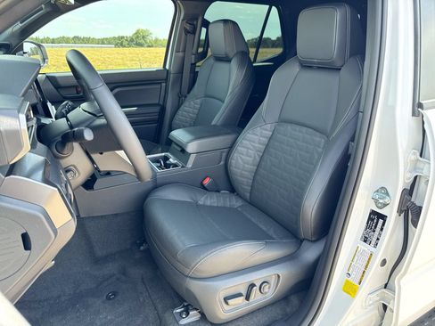 Used 2026 Toyota 4Runner TRD Off-Road Premium w/ Tow Technology Package AWD/4WD image 11