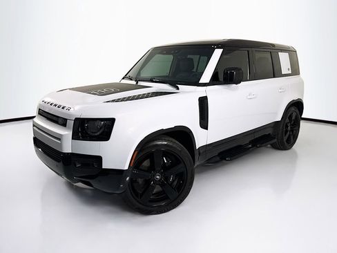 Used 2023 Land Rover Defender 110 V8 AWD/4WD image 1