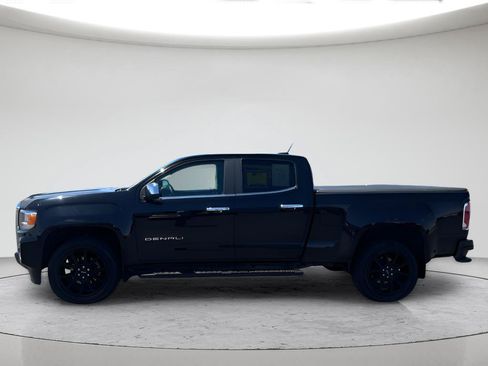 Used 2022 GMC Canyon Denali w/ Denali Black Edition Package AWD/4WD image 8