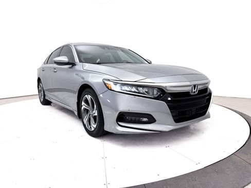 Used 2018 Honda Accord EX image 7