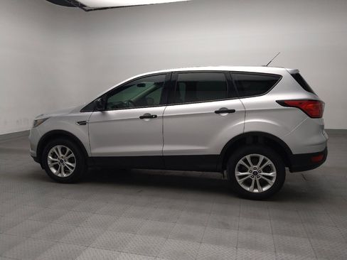 Used 2019 Ford Escape S image 3