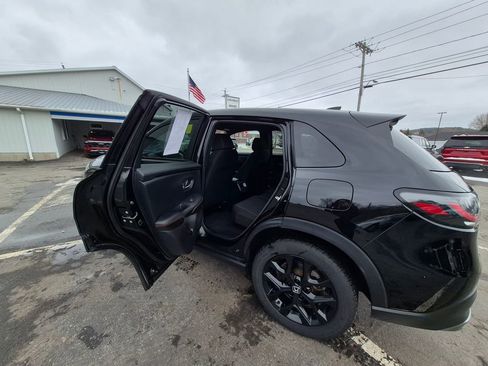 Used 2023 Honda HR-V Sport image 20