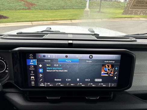 Used 2024 Jeep Wrangler Sport AWD/4WD image 26