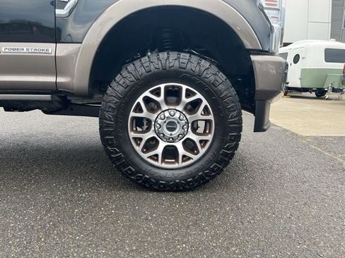 Used 2022 Ford F350 King Ranch w/ King Ranch Ultimate Package image 15