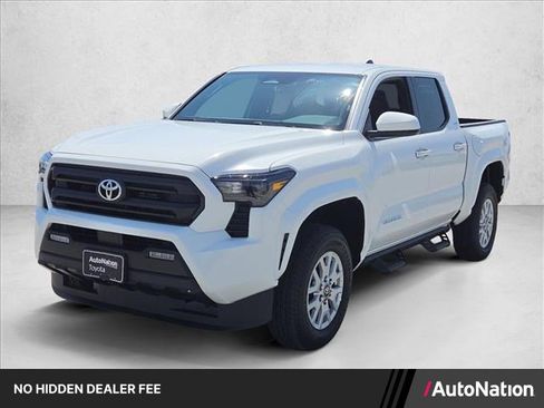 Certified 2025 Toyota Tacoma SR5 RWD image 1