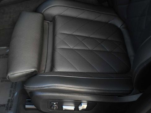 Used 2026 BMW X5 xDrive40i image 12