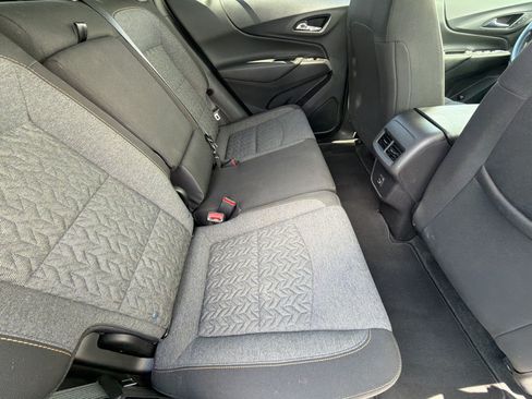 Used 2024 Chevrolet Equinox LT FWD image 33