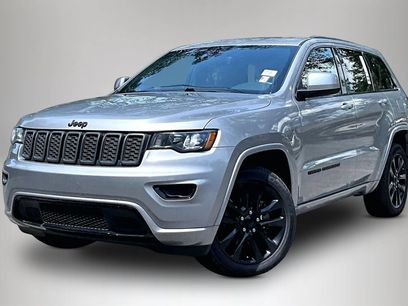 Used 2019 Jeep Grand Cherokee Altitude