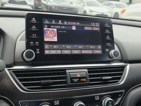 Used 2018 Honda Accord EX-L image 18