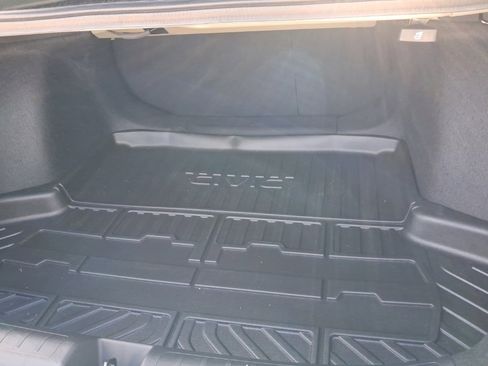 Used 2025 Honda Civic Sport image 10