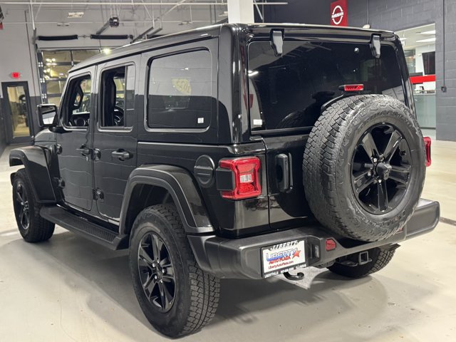 Used 2023 Jeep Wrangler Unlimited Sahara AWD/4WD image 25