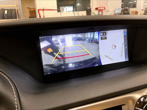 Used 2018 Lexus GS 350 AWD w/ Premium Package image 27