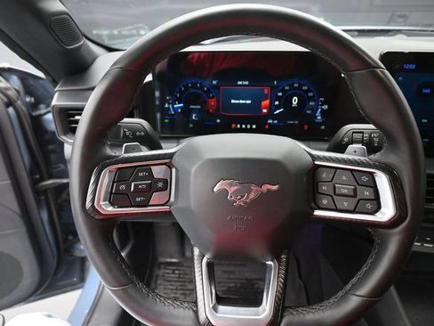 Used 2025 Ford Mustang GT RWD image 24