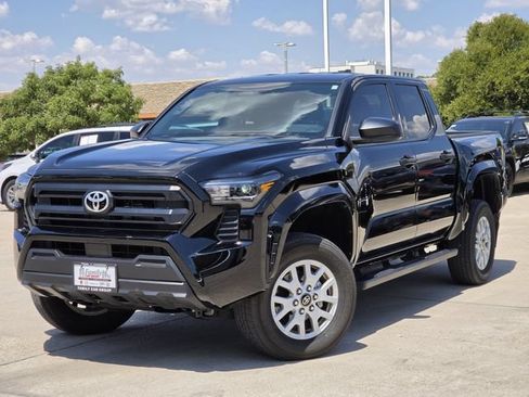 Used 2024 Toyota Tacoma SR RWD image 1