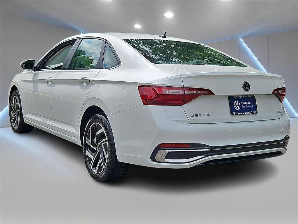 Certified 2023 Volkswagen Jetta SEL FWD image 7