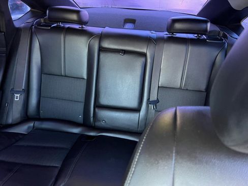 Used 2016 Chevrolet Impala LT w/ Convenience Package image 13