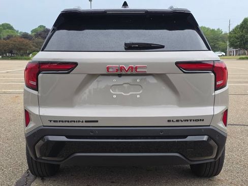 New 2026 GMC Terrain Elevation w/ Elevation Premium Package AWD/4WD image 15