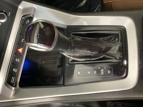 Certified 2022 Audi Q3 2.0T Premium Plus w/ Premium Plus Package image 25