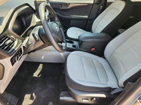 Used 2024 Ford Escape Active w/ Tech Pack #1 FWD image 11