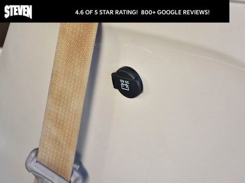 Used 2020 Chrysler Pacifica Touring-L image 30