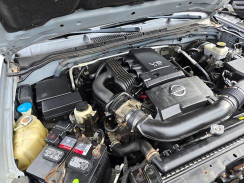 Used 2012 Nissan Frontier PRO-4X w/ Pro-4x Luxury Pkg image 36